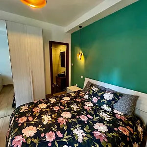 https://deluxe-bedroom-and-private-bathroom-near-airport.hotelssaintjulians.com